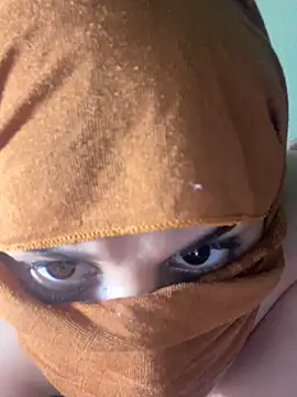 SaraChouchou Adlı Modelin Web Kamerası Şovu