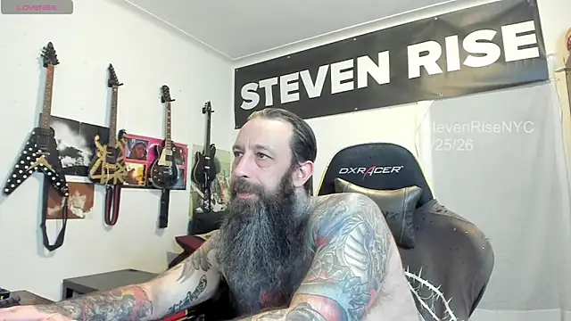 Chat XXX en directo de StevenRiseNYC