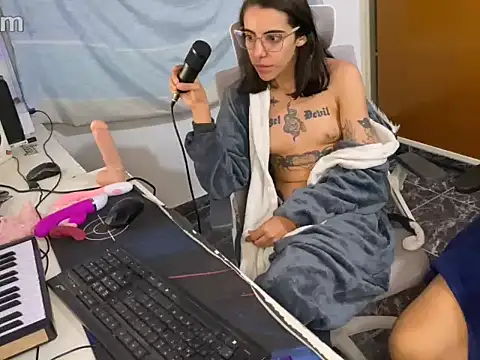 Webkamerová show Poison_Ivy_29