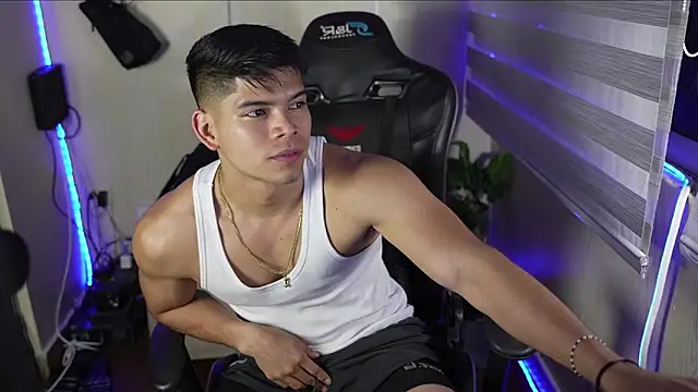 David_capizzi_'s Live XXX Chat