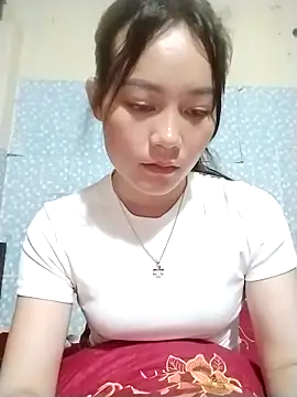 little-green-sprout's Live XXX Chat