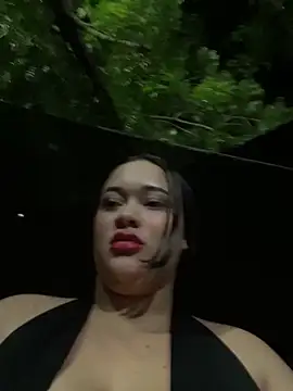 Show de webcam de Datoka_adrenaline