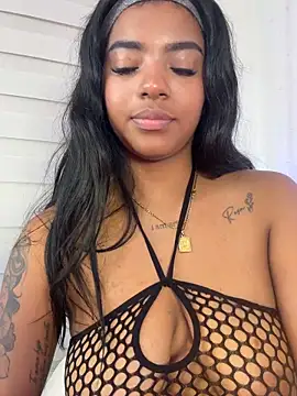 Irishottt Show in webcam