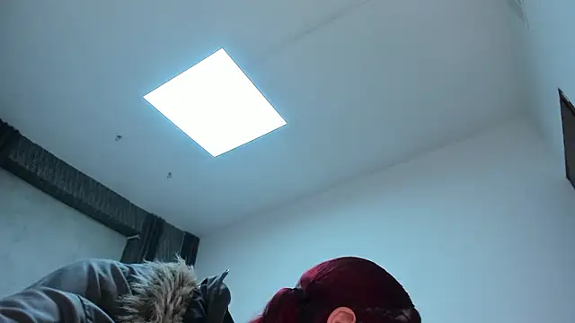 Chatroom XXX en direct de selene_red_