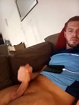 THE_CHEEKY_ALPHA's Live XXX Chat