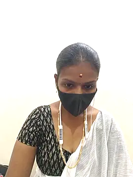 Tamil_Yalini12のウェブカメラショー