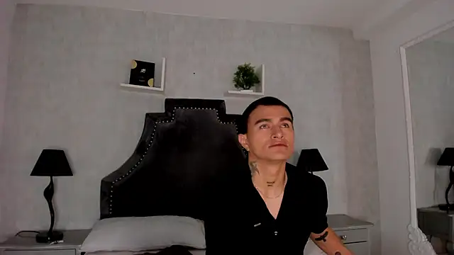 Živý XXX chat LiamDeep