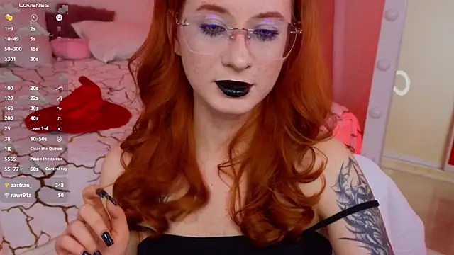 WICKEDEMBER Live XXX-chat