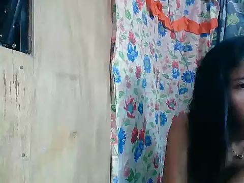 PinaySkinnyGirl: онлайн-секс-чат