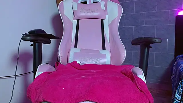 Lolaa_0123's Live XXX Chat