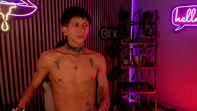 Show de Maximoking26 na webcam