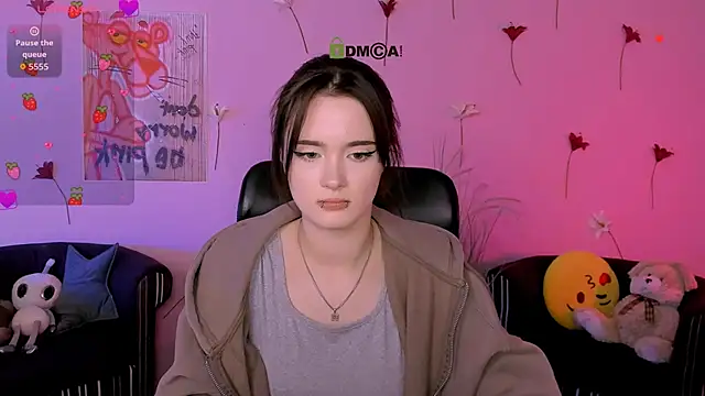 دردشة liana_kisses الجنسية المباشرة