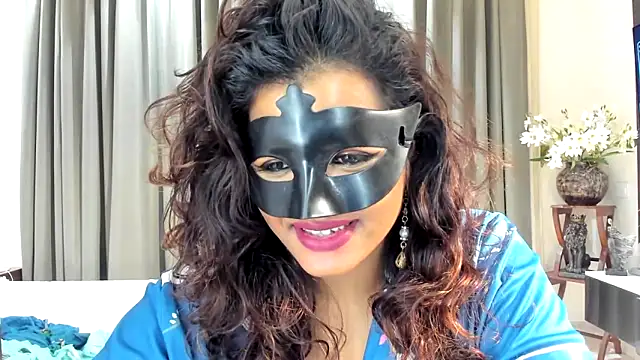 Pokazy przed kamerką – Bad_Girl_Kayra69