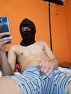 XXX chat uživo modela josuxco18