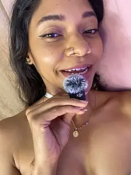 Alliz_Collette 라이브 XXX 채팅