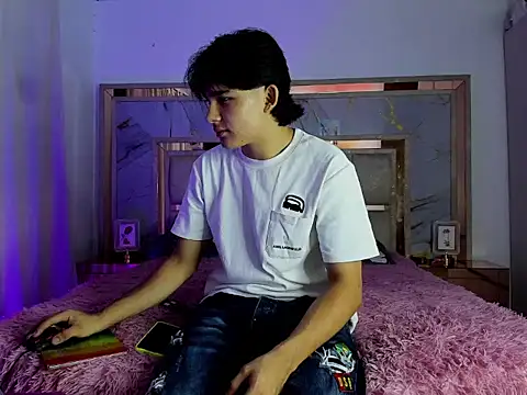 monky_0002 Show in webcam