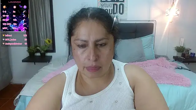 Keyla01_ Live XXX Chat