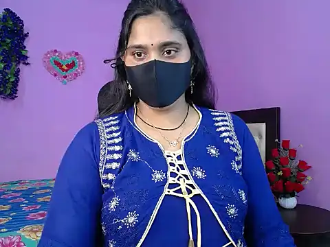 Maiya_Amber Chat XXX in diretta