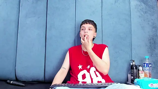 Megan_Thompson_ 现场XXX聊天