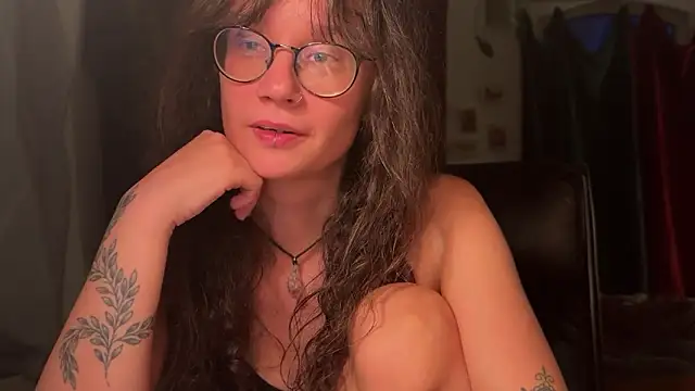 دردشة nyxo_ الجنسية المباشرة