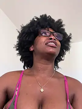 mochamimi Adlı Modelin Canlı XXX Sohbeti