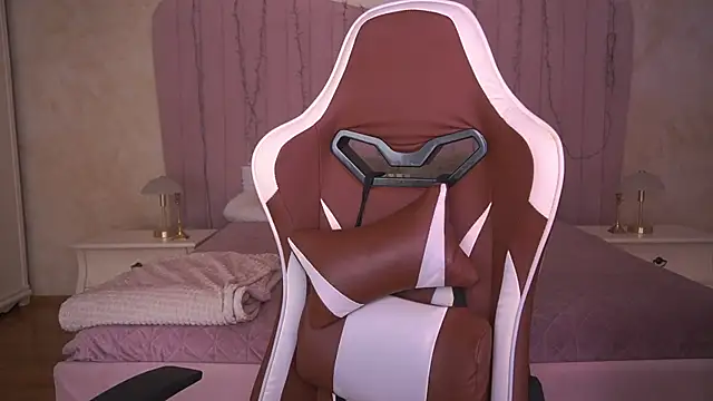 TorrySrar Adlı Modelin Canlı XXX Sohbeti