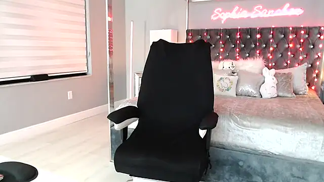theofficialsophiasanchez's Live XXX Chat