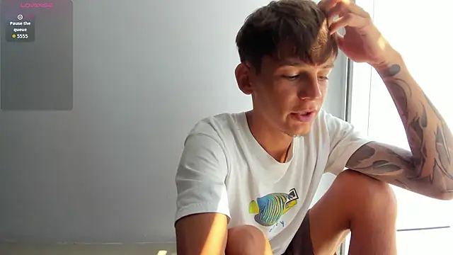 MiracleCam – webcam-show