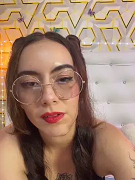 Chatroom XXX en direct de MelanyyJhonson15