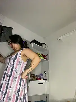 Amarantha_666 Adlı Modelin Canlı XXX Sohbeti