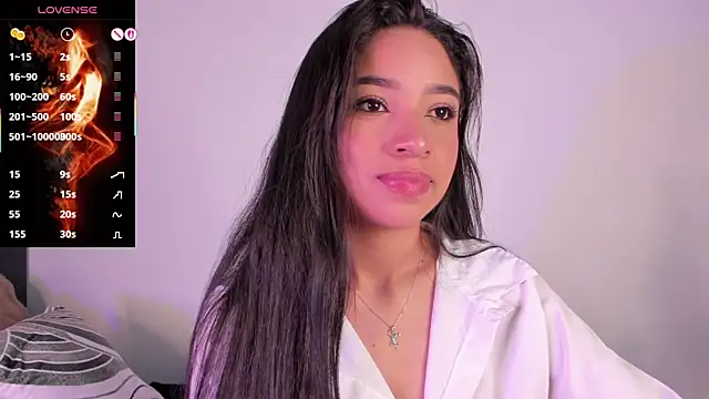 lillielover16 Adlı Modelin Canlı XXX Sohbeti