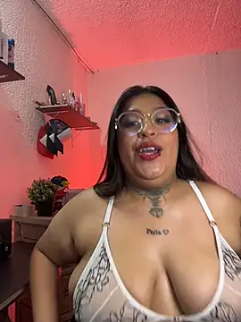 Aru_celeste Adlı Modelin Canlı XXX Sohbeti