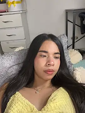 Milleradhara24 Live XXX-chat