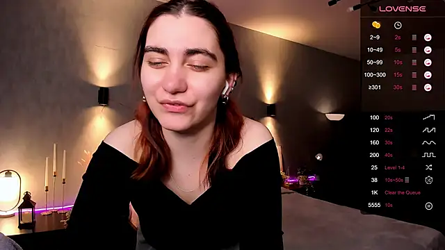 hannacheekss_ élő XXX-chatje