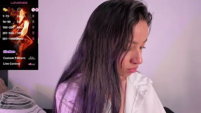 lillielover16 élő XXX-chatje