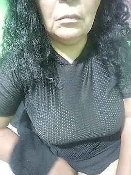 Amarantha25のライブXXXチャット