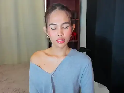 YougotLara 网络视讯表演