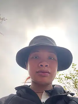 beobeo_2xx's Live XXX Chat