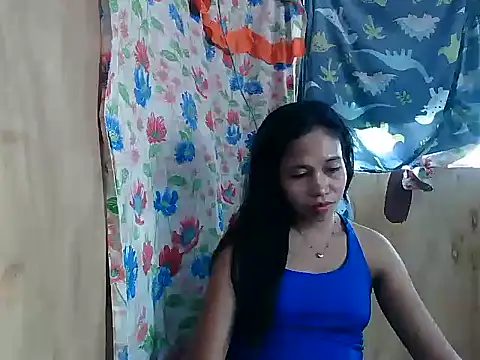 PinaySkinnyGirl's Live XXX Chat