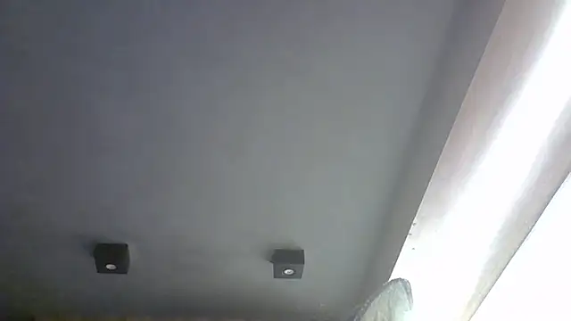 SkinnyKitten Show in webcam