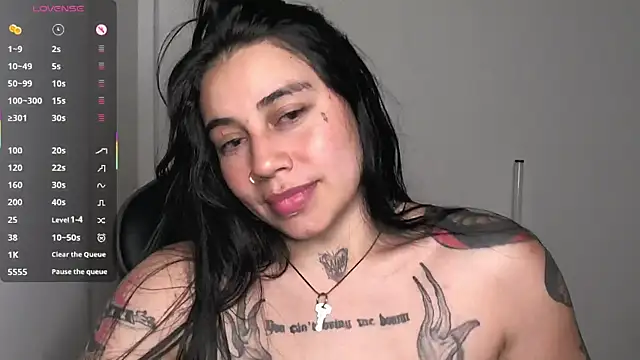 Chatroom XXX en direct de val_bardot