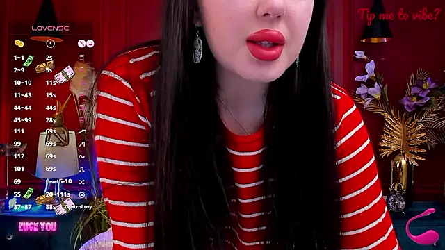 Mayzzie's Live XXX Chat