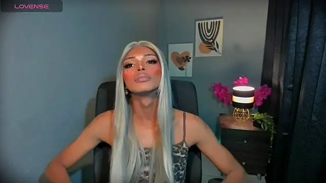 عرض كام xEllaineCumsLotx