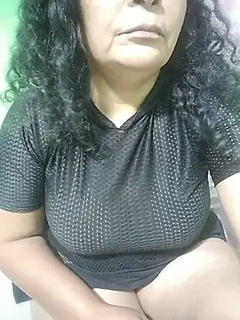 Amarantha25 Show in webcam