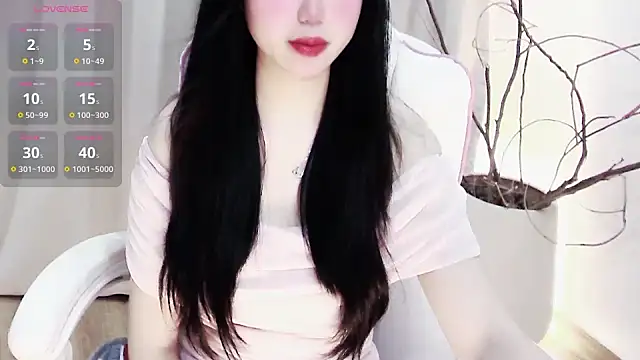 XXX chat uživo modela Sweet-Shuna