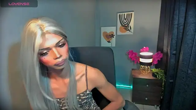 عرض كام xEllaineCumsLotx