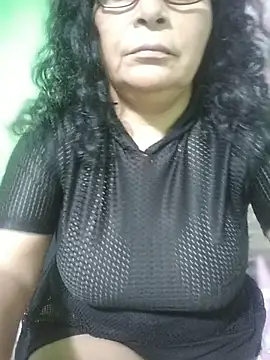 Amarantha25のライブXXXチャット