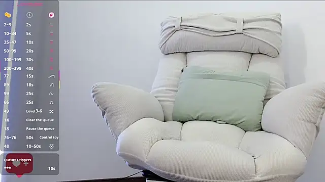 peachy_kiss Show Webcam