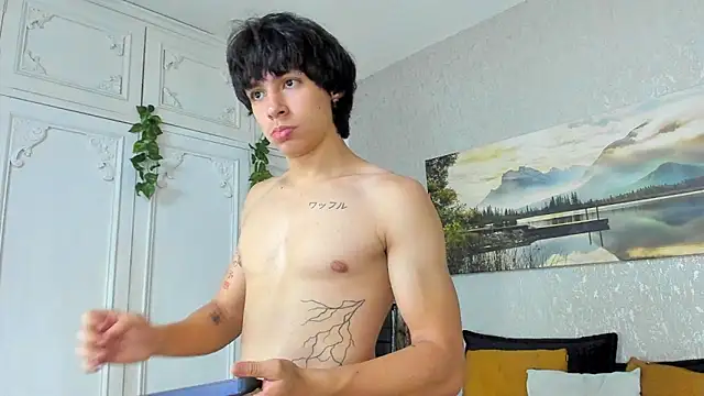 XXX chat uživo modela Tyler_durten