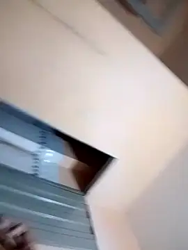 Chat +18 de hotaniani ao vivo